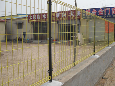 小區(qū)護欄網(wǎng)